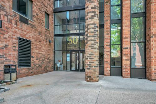 317-50 Columbus Ave, Eastchester, NY, 10707-2528 | Card Image
