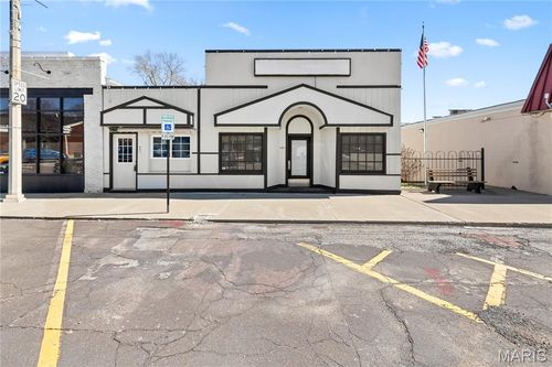 441 & 443 S Main Street, Hillsboro, IL, 62049 | Card Image