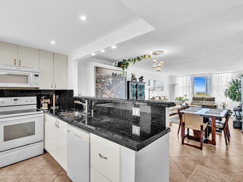 apt-802-201 N Ocean Blvd, Pompano Beach, FL, 33062-5166 | Card Image
