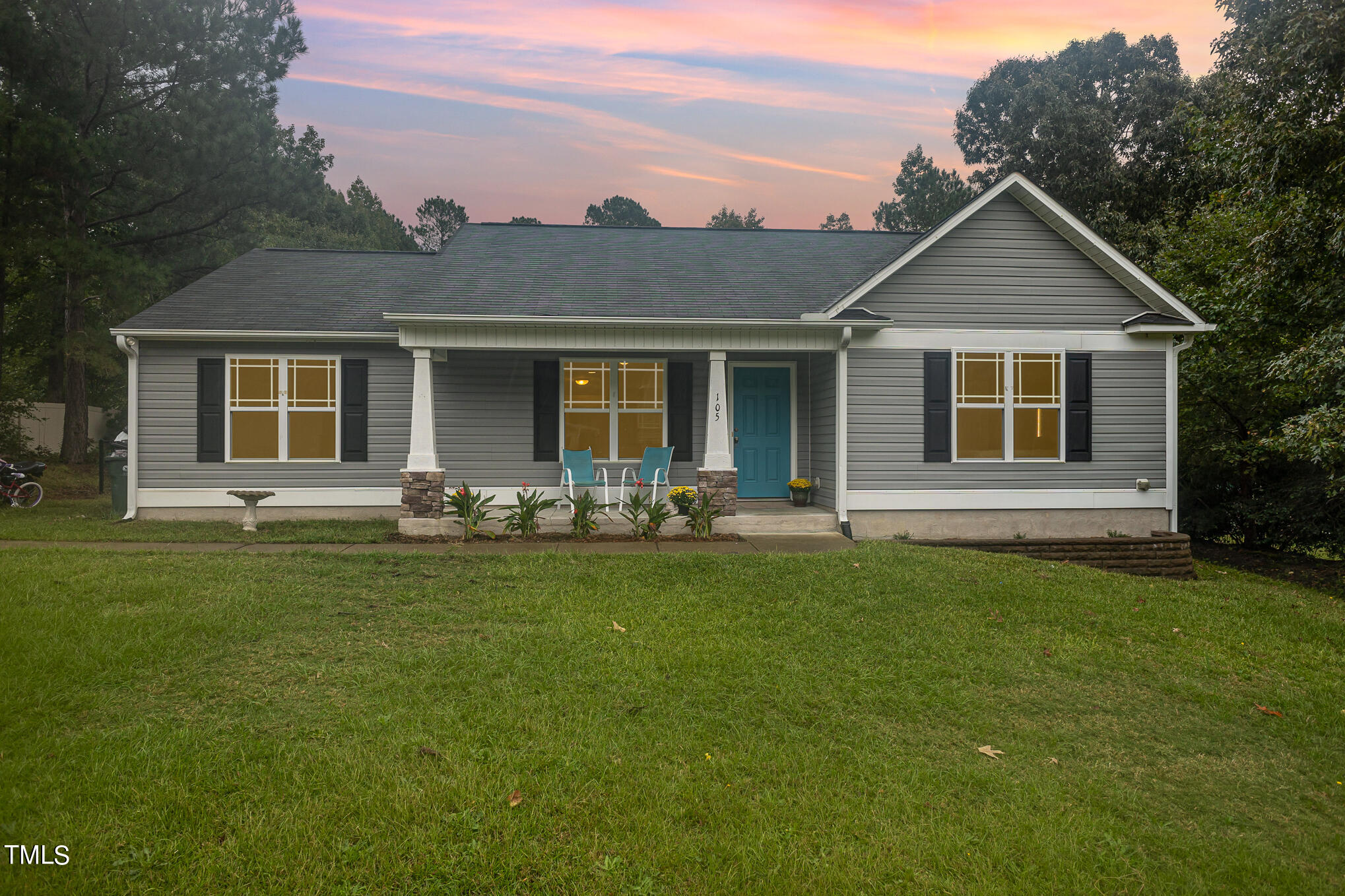 Crown Side Dr, Four Oaks, NC 27524