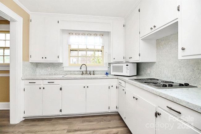Kitchen view from hallway | Image 14