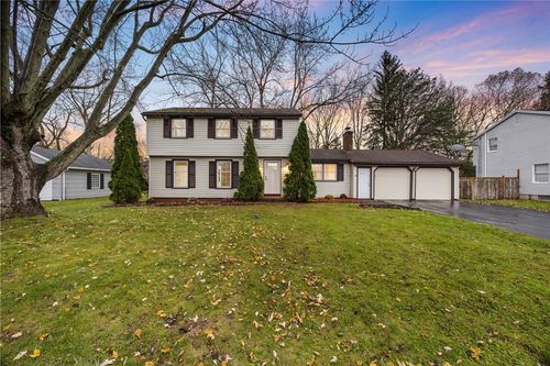 75 Chadwick Dr, Rochester, NY, 14618-4401 | Card Image