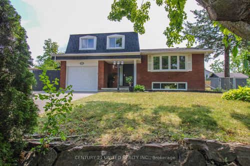 594 Saugeen Cres, Peterborough, ON, K9J1K1 | Card Image