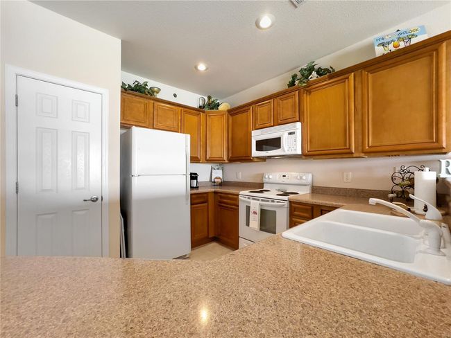 2C - 72 Sierra Bay Dr, Condo with 3 bedrooms, 2 bathrooms and null parking in Camdenton MO | Image 13
