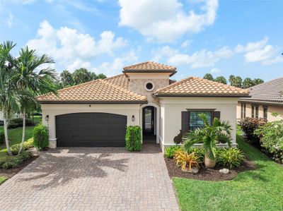 11740 Waterway Cir, House other with 4 bedrooms, 2 bathrooms and null parking in Parkland FL | Image 1