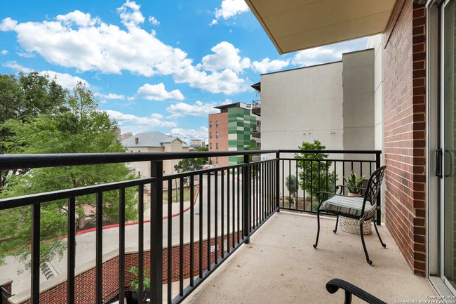 APT-203 - 215 Center St, Condo with 2 bedrooms, 2 bathrooms and null parking in San Antonio TX | Image 16