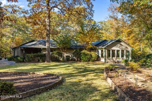 a-119 White Oak Bluff Rd, Stella, NC, 28582-9707 | Card Image