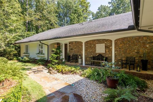 8265 Berkley Rdg, Sandy Springs, GA, 30350-3402 | Card Image
