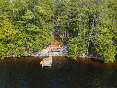 33 E Shore Dr, Limerick, ME, 04048-3132 | Card Image