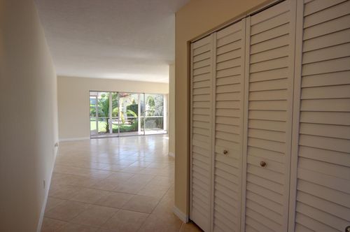 114-342 Southwind Dr, North Palm Beach, FL, 33408-5346 | Card Image
