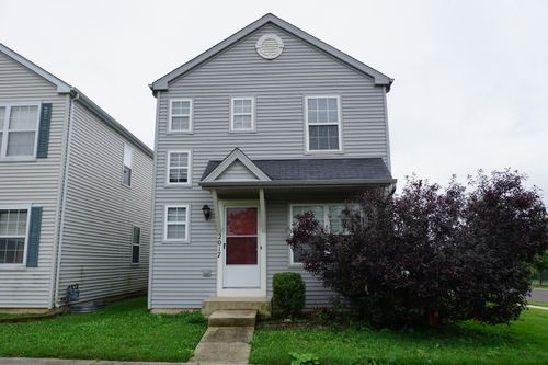 2017 Grayhawk Dr, Aurora, IL, 60503-5440 | Card Image
