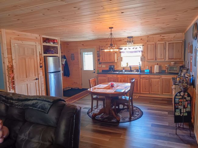 Coffee Bar/Kitchenet | Image 28