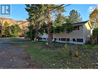 705 Soldier Rd, House other with 4 bedrooms, 3 bathrooms and 4 parking in Kamloops BC | Image 2