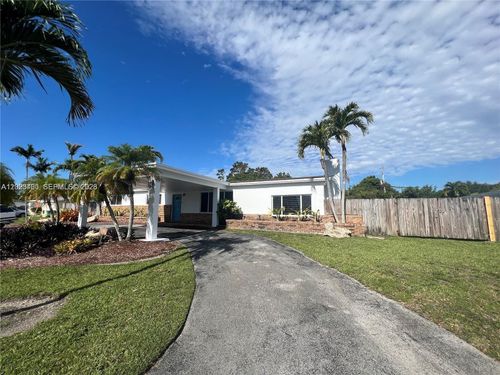 14500 Sw 98th Ave, Miami, FL, 33176-7864 | Card Image
