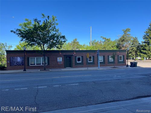 200 S Washington Ave, Royal Oak, MI, 48067-3859 | Card Image