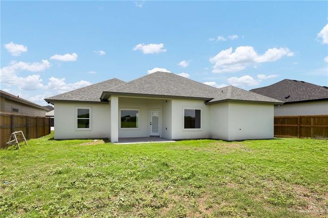 1008 Broken Arrow Dr, House other with 3 bedrooms, 2 bathrooms and 2 parking in Alamo TX | Image 19