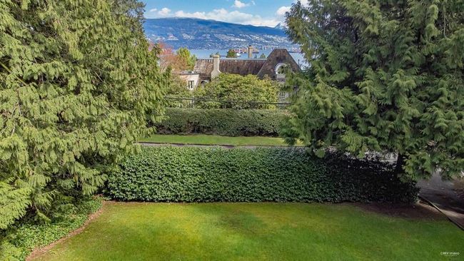 4756 Drummond Drive, House other with 5 bedrooms, 2 bathrooms and 2 parking in Vancouver BC | Image 3