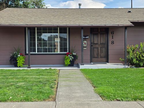 618 Cardinal Dr, Walla Walla, WA, 99362-1508 | Card Image