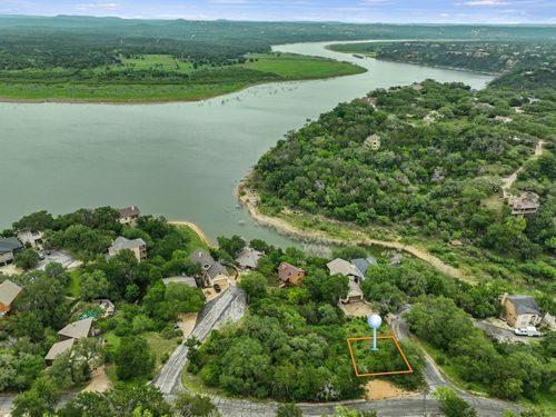 101 Center Cove Ii Loop, Spicewood, TX, 78669-3109 | Card Image