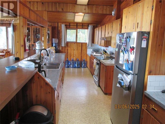 5305 Meadow Creek Cres, House other with 4 bedrooms, 3 bathrooms and 5 parking in Celista BC | Image 15