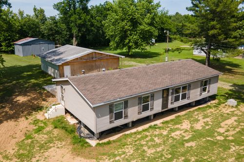 17203 Blacktop, West Frankfort, IL, 62896 | Card Image