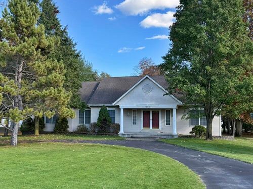 7600 Ryans Run, Canadian Lakes, MI, 49346-8965 | Card Image