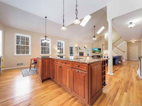 36 Horseshoe Path, Pawling, NY, 12564-2227 | Card Image