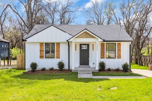 2609 Delk Ave, Nashville, TN, 37208-1918 | Card Image