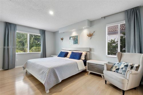 236 Nw 118th Dr, Coral Springs, FL, 33071-8054 | Card Image