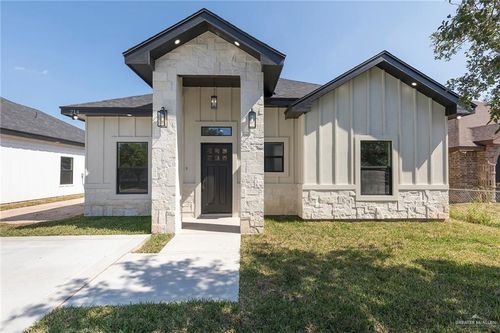 714 Iowa St, Mercedes, TX, 78570-3228 | Card Image