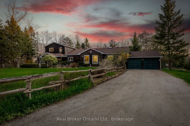 6024 Fourth Line, House other with 5 bedrooms, 3 bathrooms and 10 parking in Orton ON | Image 4