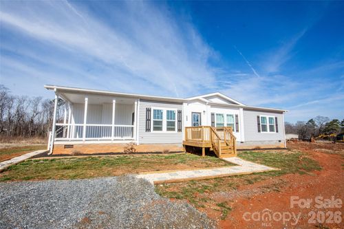 509 Eagle Mills Rd, Hamptonville, NC, 27020-7261 | Card Image