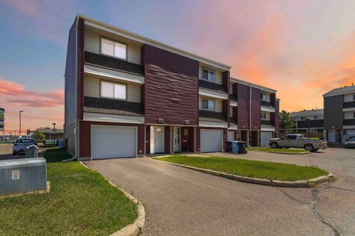 128-400 Silin Forest Road, Fort Mcmurray, AB, T9H3S5 | Card Image