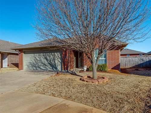 3624 Green Apple Pl, Moore, OK, 73160-4028 | Card Image
