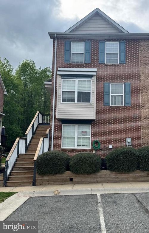 240 Mike Dr, ELKTON, MD, 21921-4959 | Card Image