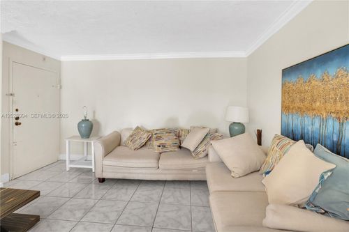 d-616-496 Nw 165th St Rd, Miami, FL, 33169 | Card Image