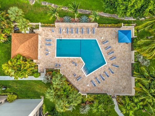 204-5701 Camino Del Sol, Boca Raton, FL, 33433-6567 | Card Image