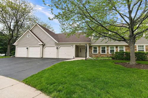 w2-2838 Meadow Ln, Schaumburg, IL, 60193-5749 | Card Image