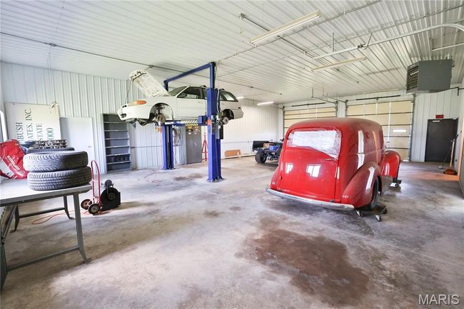 Heated Shop with Lift | Image 22