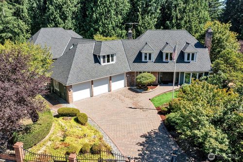 14616 181st Pl Ne, Woodinville, WA, 98072-9393 | Card Image