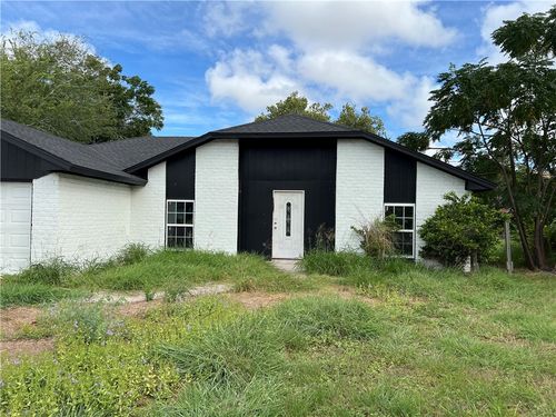 7006 Tree Top Pl, Corpus Christi, TX, 78413-4316 | Card Image