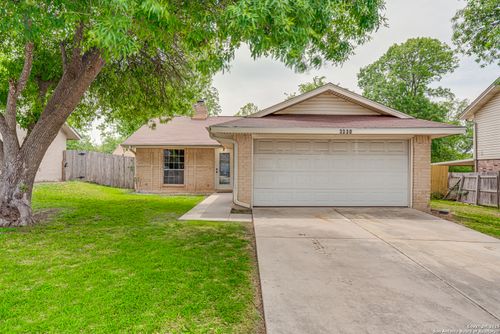 3330 Turnabout Loop, Schertz, TX, 78108-2144 | Card Image