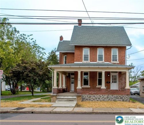 34 S Main St, Quakertown, PA, 18951-1118 | Card Image