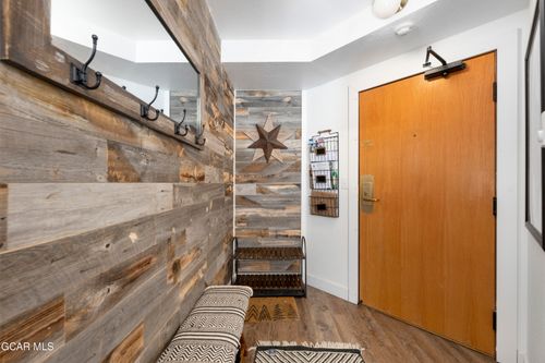 d5024-310 Iron Horse Way, Winter Park, CO, 80482-5436 | Card Image