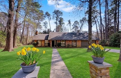 550 Willow Dr, Jasper, TX, 75951-3329 | Card Image