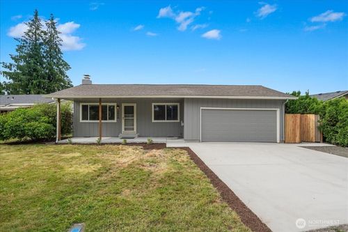 3434 Memorial Park Dr, LONGVIEW, WA, 98632-4225 | Card Image