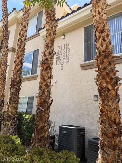 213-7119 S Durango Dr, Las Vegas, NV, 89113-2057 | Card Image