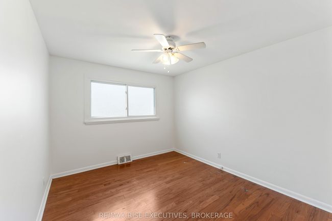 999 Portsmouth Ave, Home with 6 bedrooms, 3 bathrooms and 4 parking in Kingston ON | Image 22