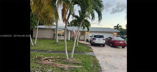8760 Nw 21st St, Sunrise, FL, 33322-3810 | Card Image