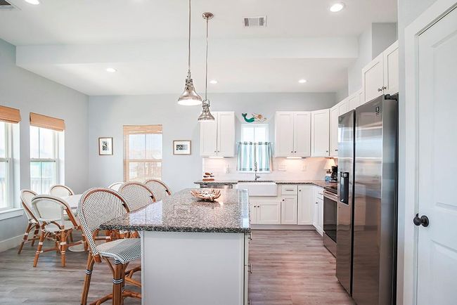 22310 Vista Del Mar, House other with 3 bedrooms, 2 bathrooms and null parking in Galveston TX | Image 15